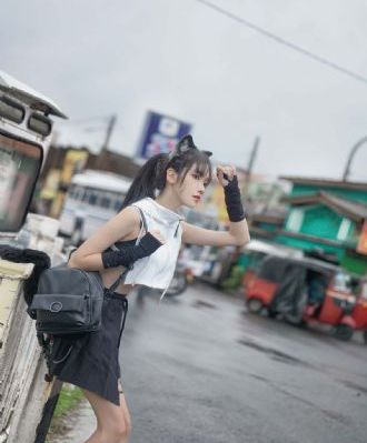 国产宝马x5加长后操控_西瓜视频在线观看